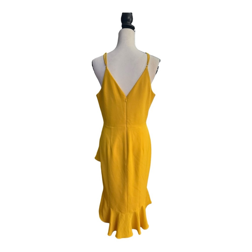 Elegant Yellow Sleeveless Dress